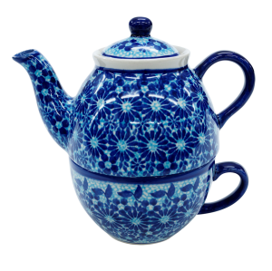 Teapot with a cup (A347 D78)