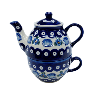 Teapot with a cup (A347 D76)