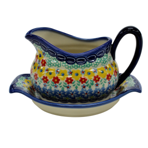 Sauce boat with a tray (A37 D26)