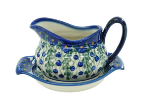 Sauce boat with a tray (A37 D31)