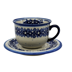 Cup and saucer (A44 D51)