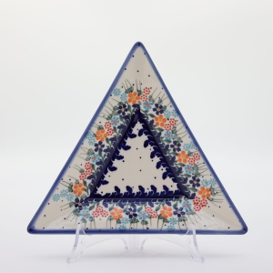 Triangular ceramic platter (A552 D23)   