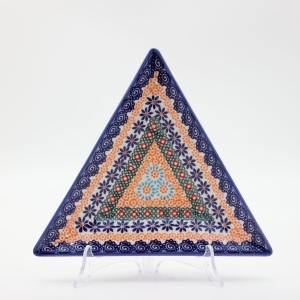 Triangular ceramic platter (A552 D77)    