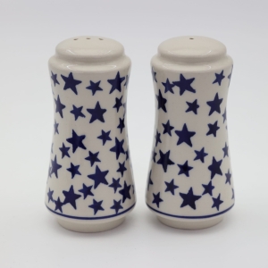 Salt and pepper shakers (A16 D45)    