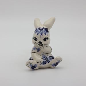 Bunny Hania (A535 D118)         