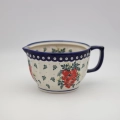 Hand-Decorated Artistry: Authentically hand-painted using traditional Bolesławiec patterns.