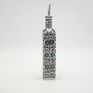 Olive oil bottle with pourer square (A544 D48) 