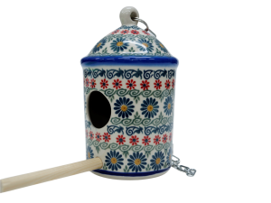 Bird house (A110 D48)