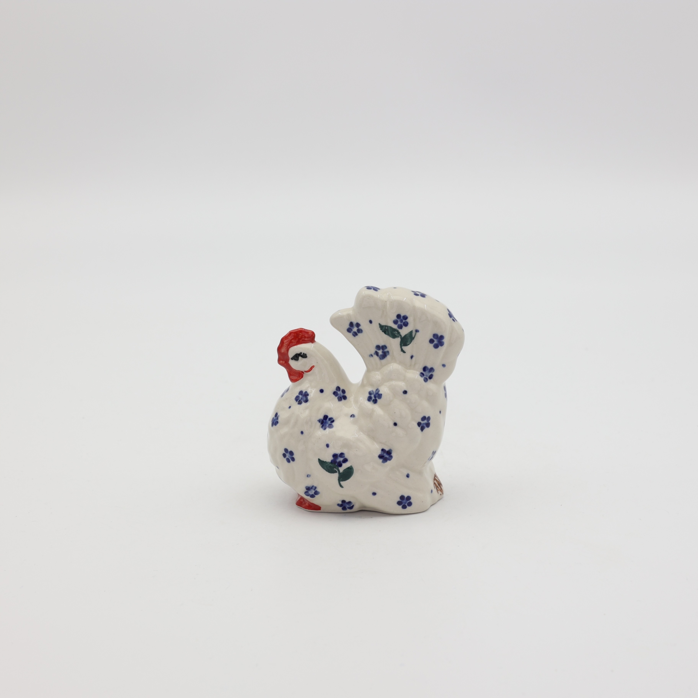 Ceramic hen figurine A280 D122 – hand-painted Bolesławiec pottery in a traditional pattern, decorative for table or kitchen.