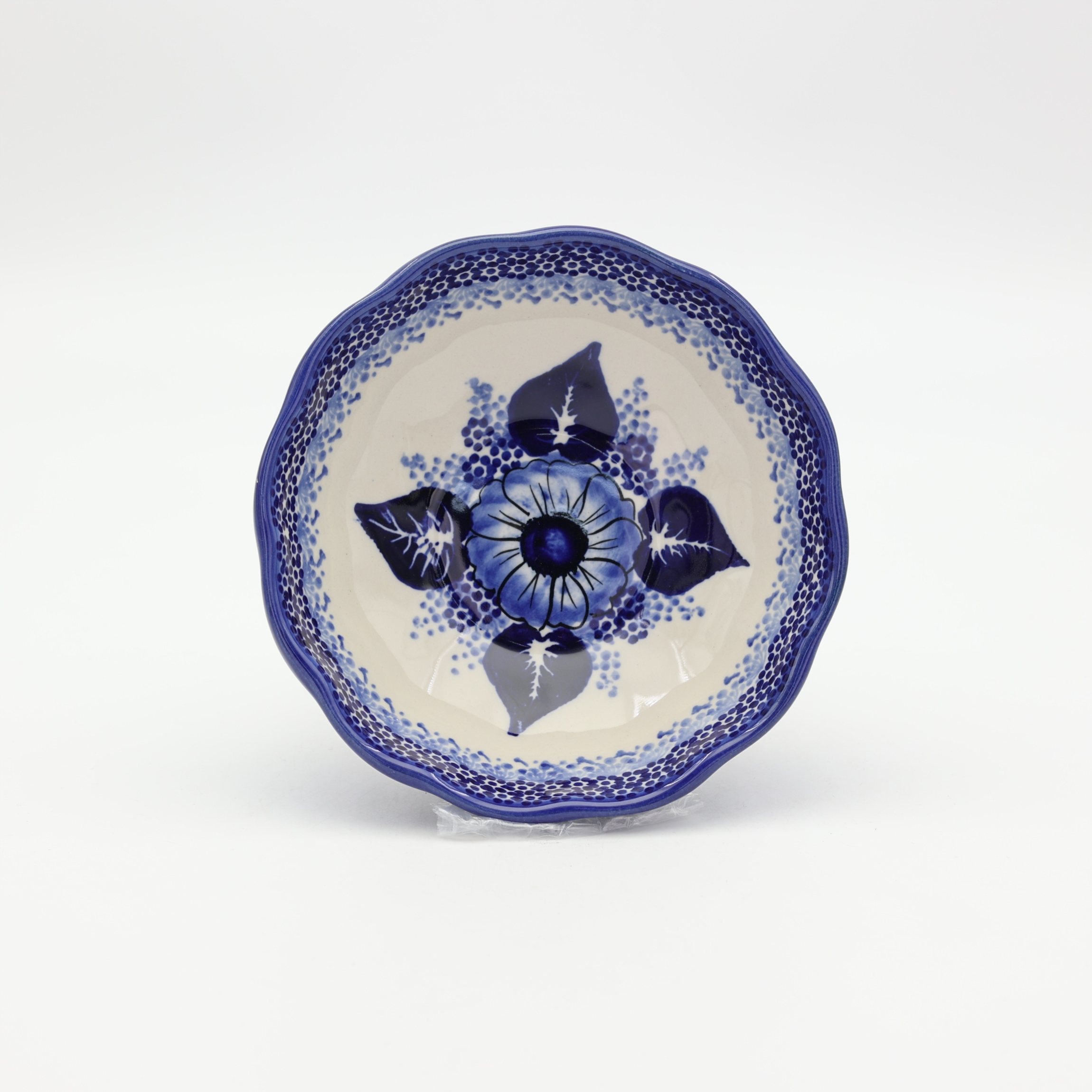 Flower bowl II A267 D108 – hand-painted Bolesławiec pottery in a decorative flower shape with a traditional pattern, perfect for desserts, fruits, and snacks.
