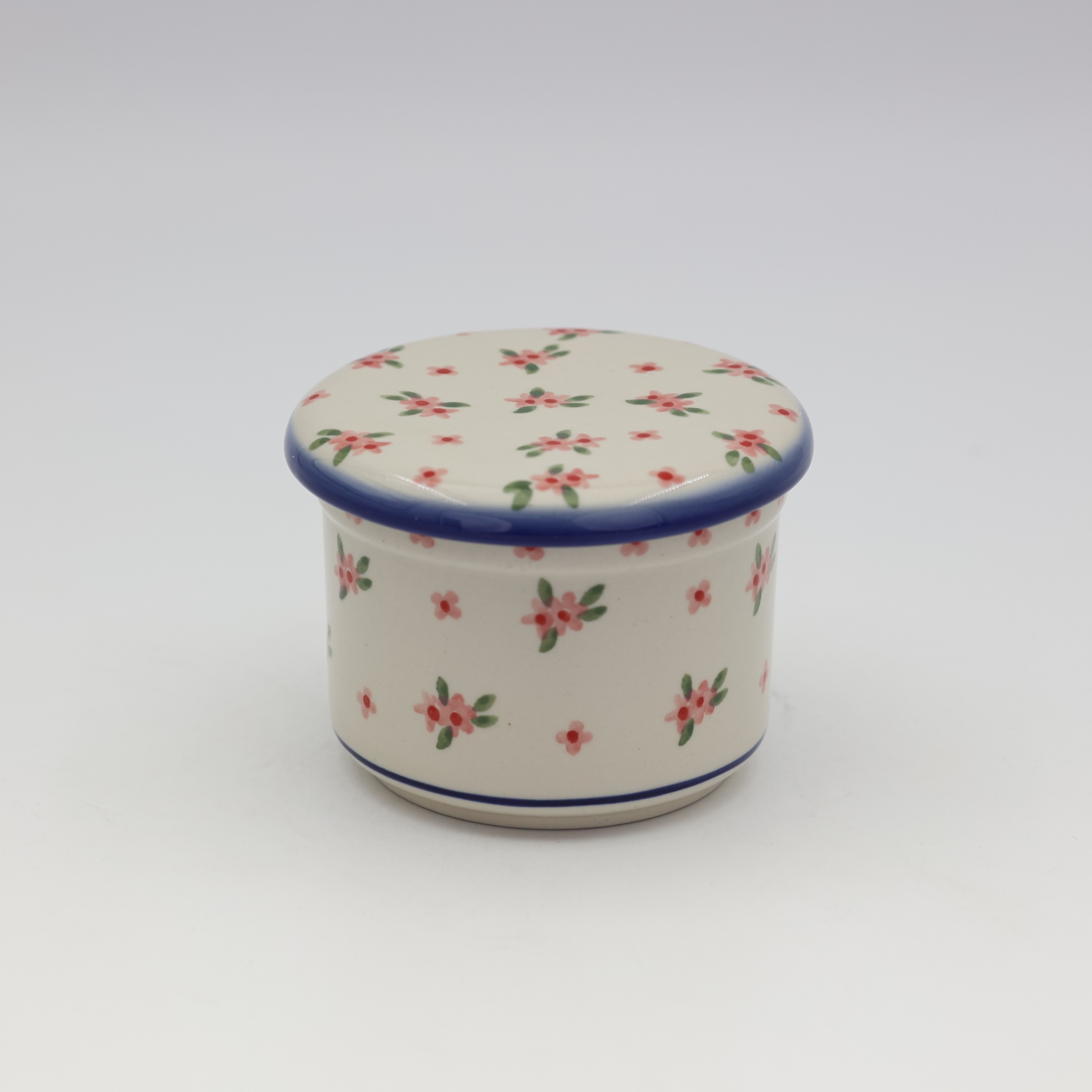 Authentic Polish pottery water butter dish from Bolesławiec – keeps butter fresh and spreadable without refrigeration.