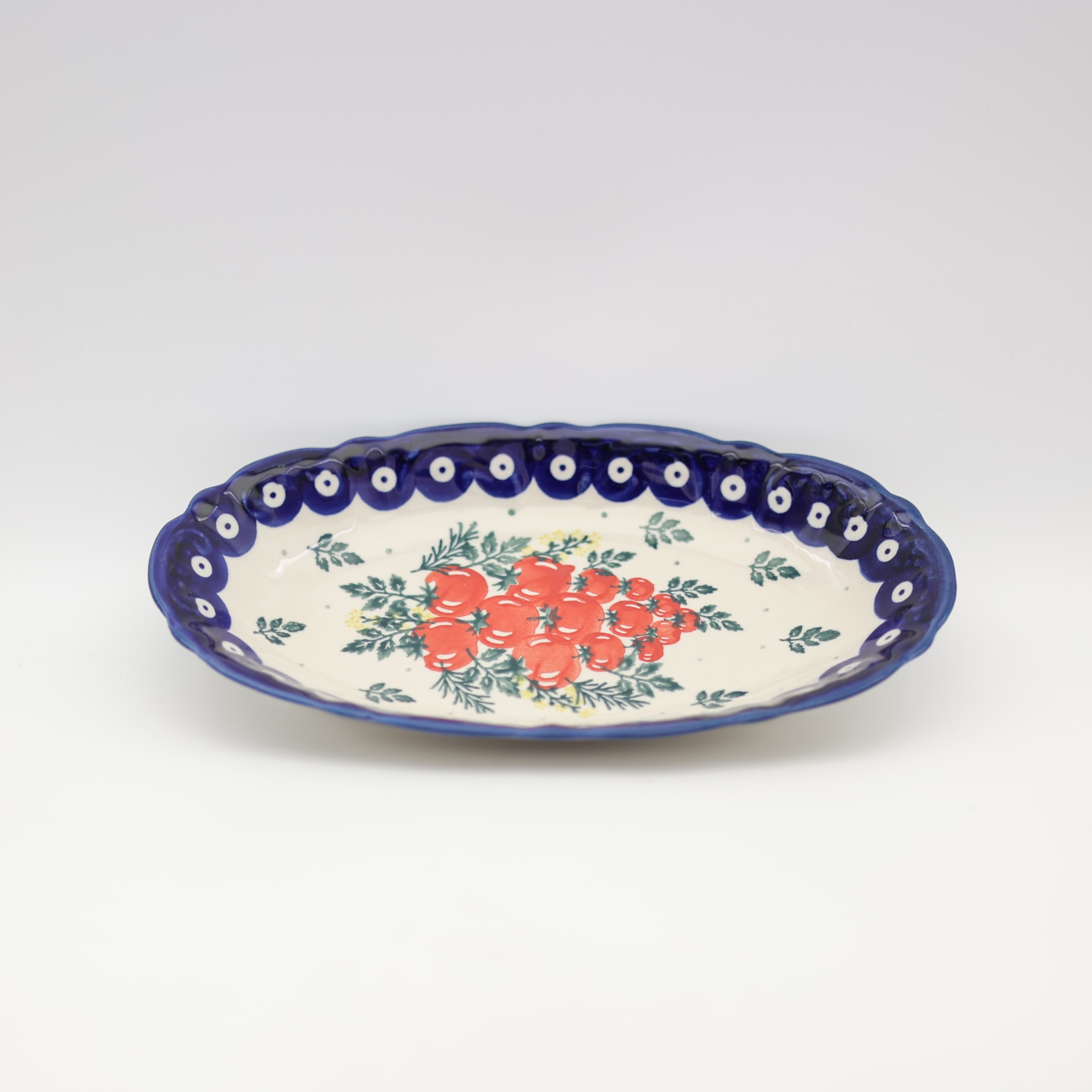 Authentic Polish pottery small embossed platter from Bolesławiec – perfect for appetizers and side dishes.