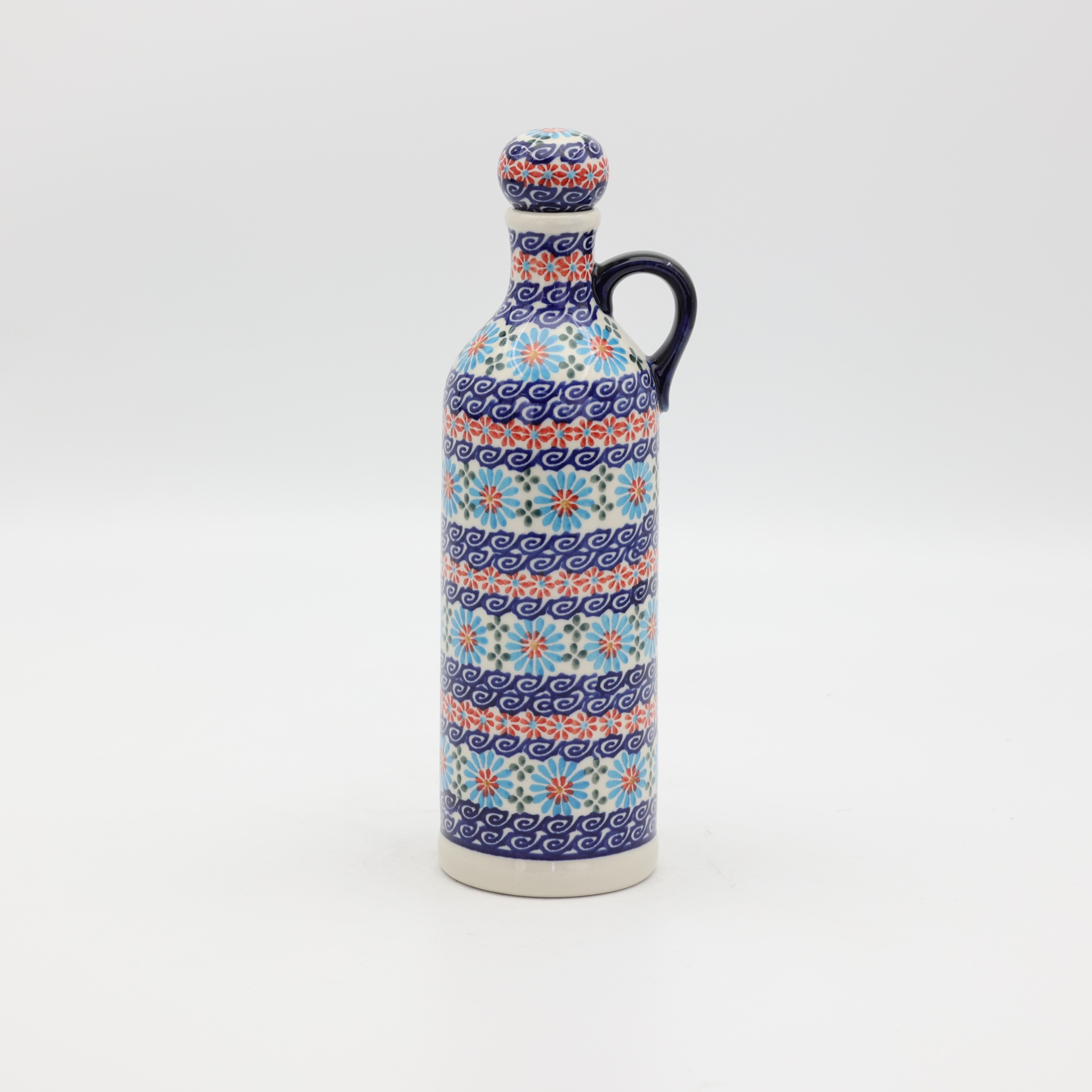 Traditional Bolesławiec ceramic bottle.