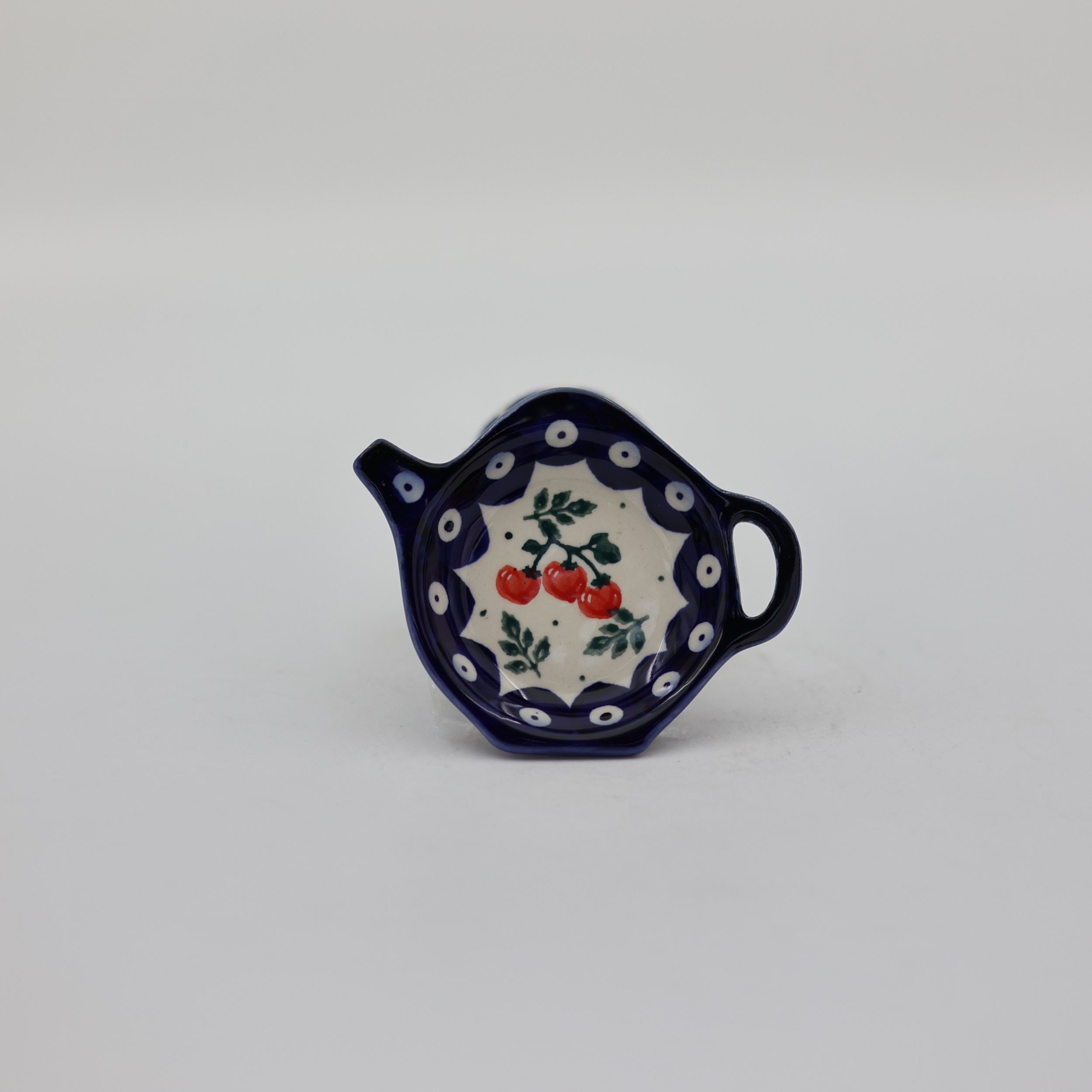 Artisanal ceramic tea bag coaster designed for tea lovers and daily tea time rituals.